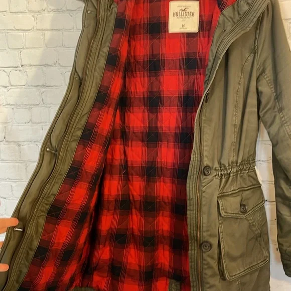 Hollister Olive Green with Buffalo plaid lining warm weather Parker Coat Jacket - Picture 6 of 9